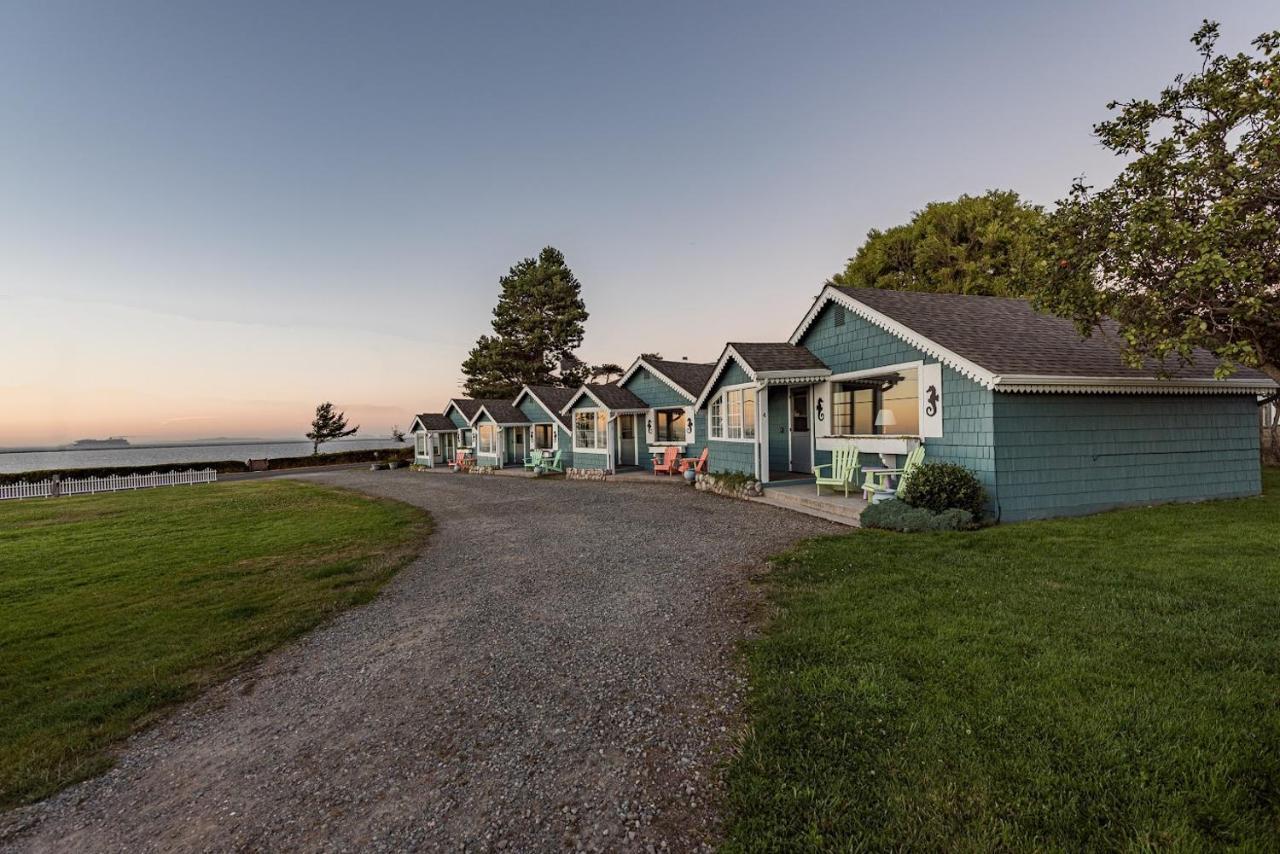 Juan De Fuca Waterfront Hotel & Cottages Sequim Exteriör bild