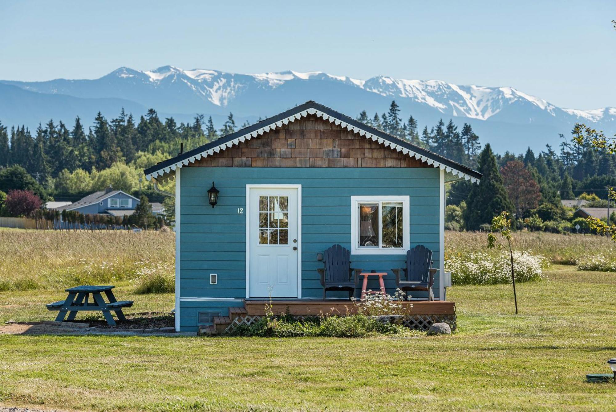 Juan De Fuca Waterfront Hotel & Cottages Sequim Exteriör bild