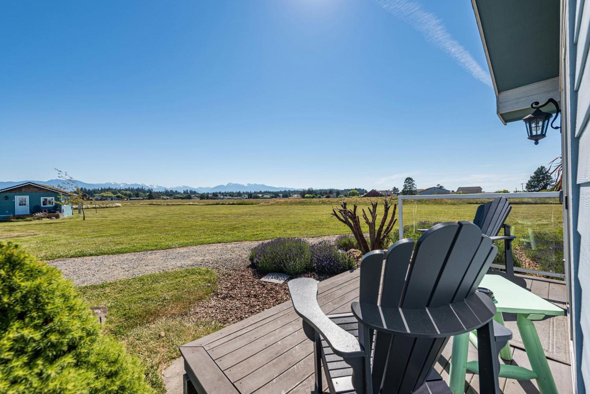 Juan De Fuca Waterfront Hotel & Cottages Sequim Exteriör bild