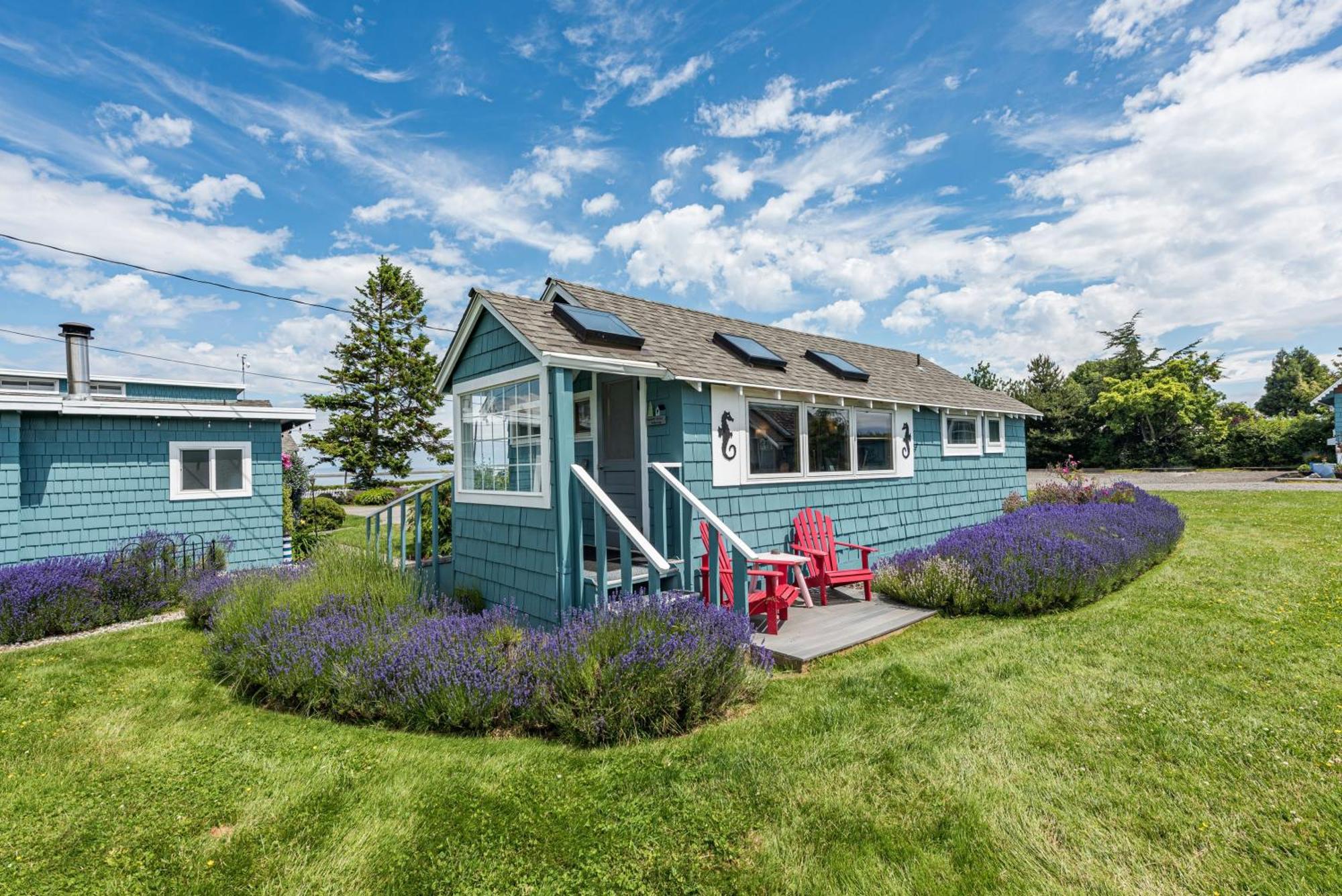 Juan De Fuca Waterfront Hotel & Cottages Sequim Exteriör bild