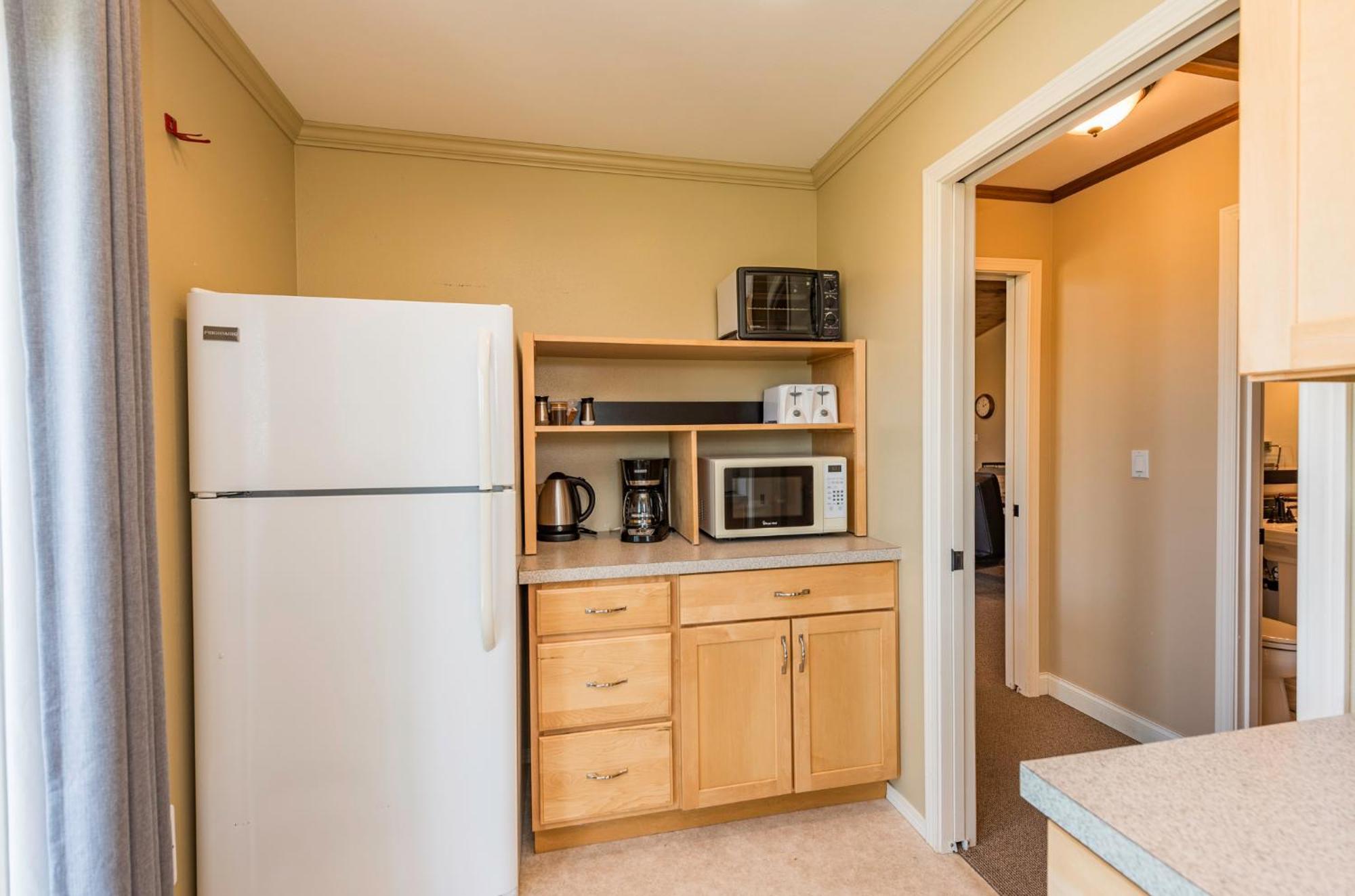 Juan De Fuca Waterfront Hotel & Cottages Sequim Exteriör bild