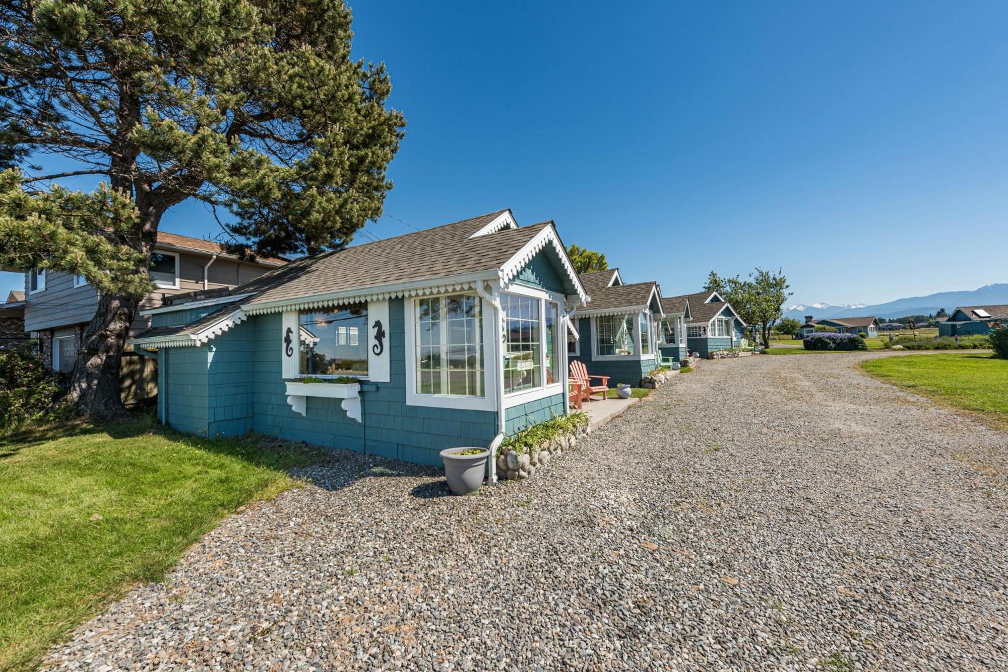 Juan De Fuca Waterfront Hotel & Cottages Sequim Exteriör bild